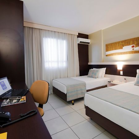 Comfort Hotel Goiânia Extérieur photo