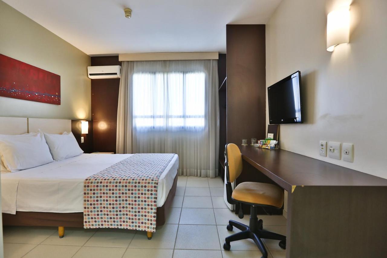 Comfort Hotel Goiânia Extérieur photo