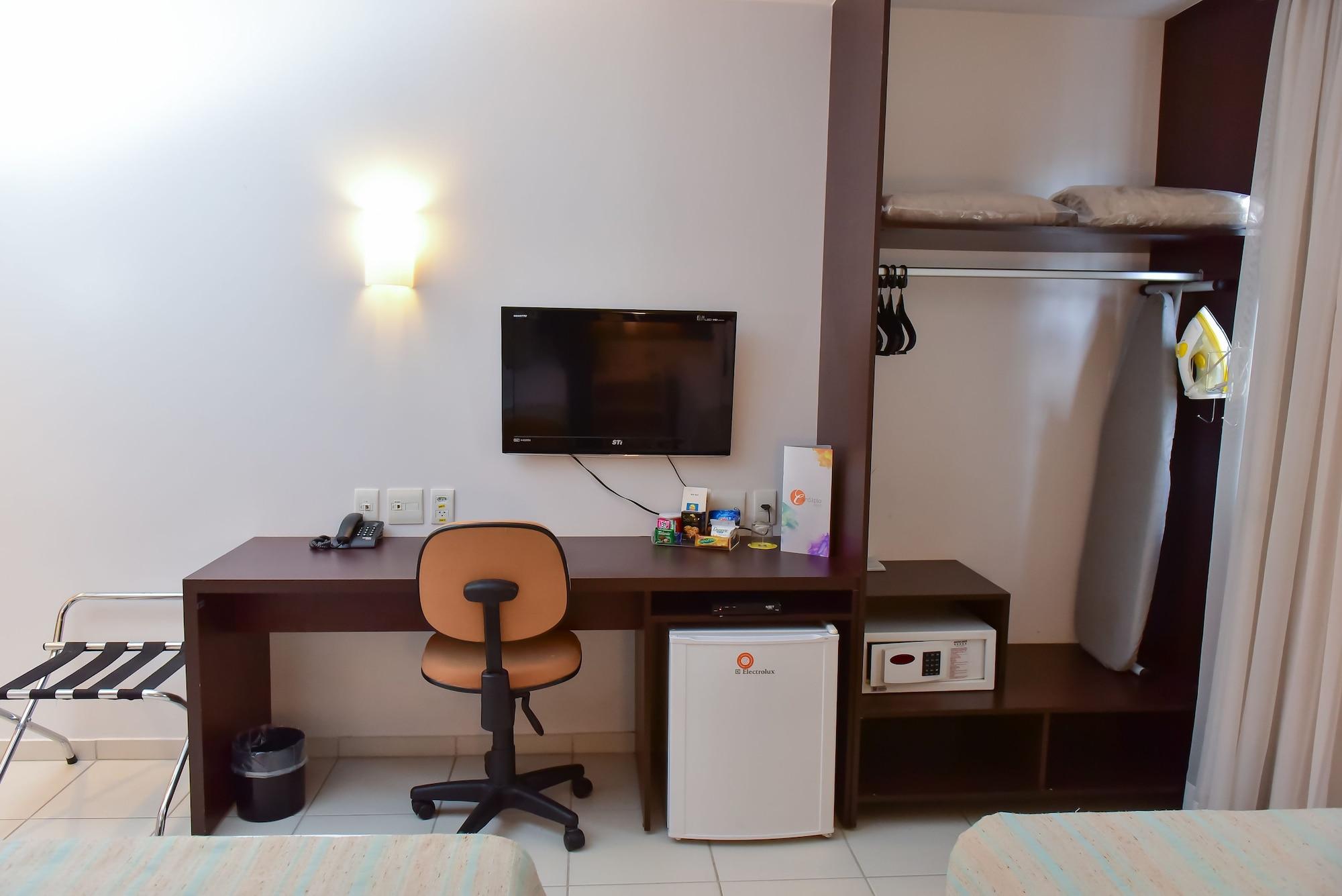 Comfort Hotel Goiânia Extérieur photo