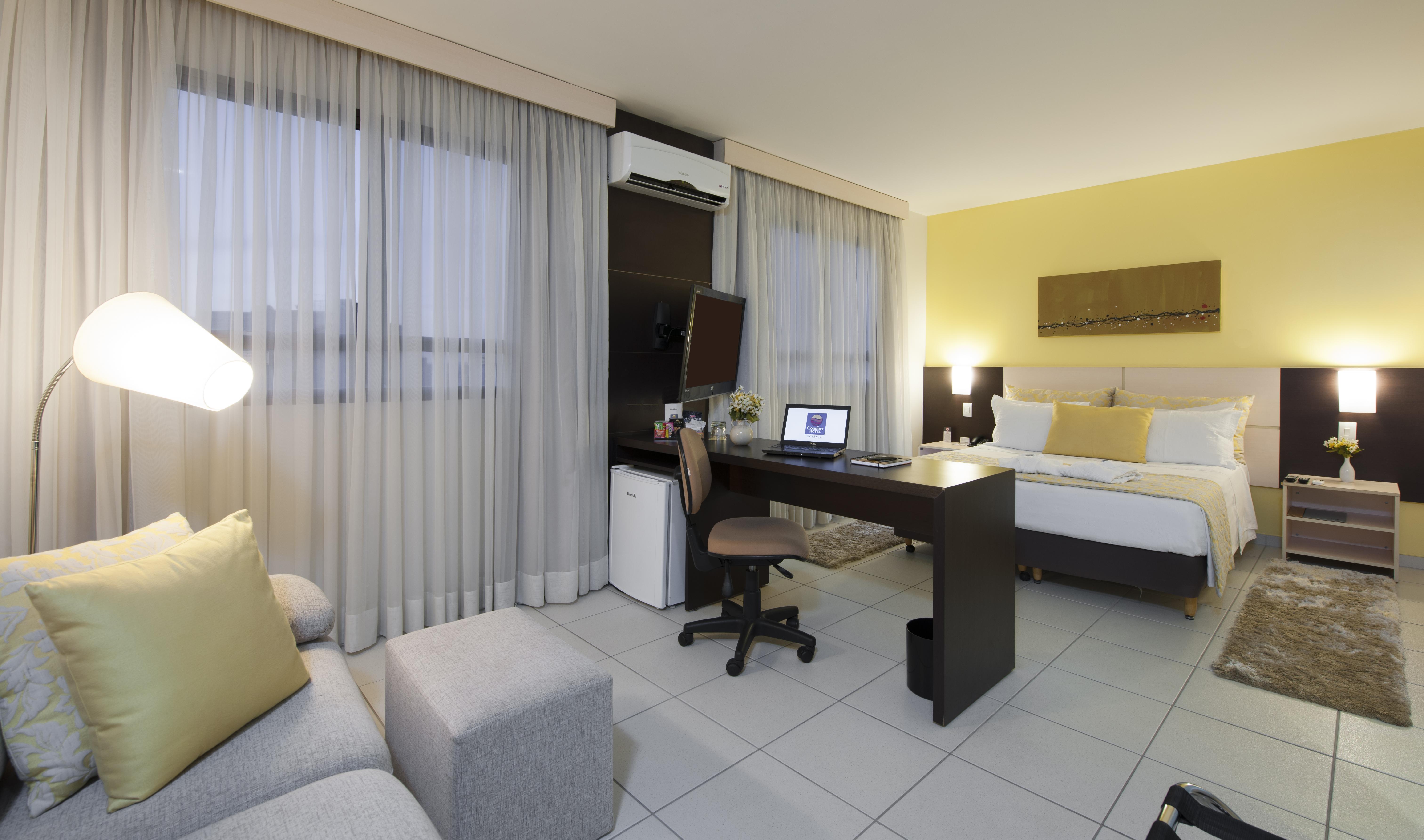 Comfort Hotel Goiânia Extérieur photo