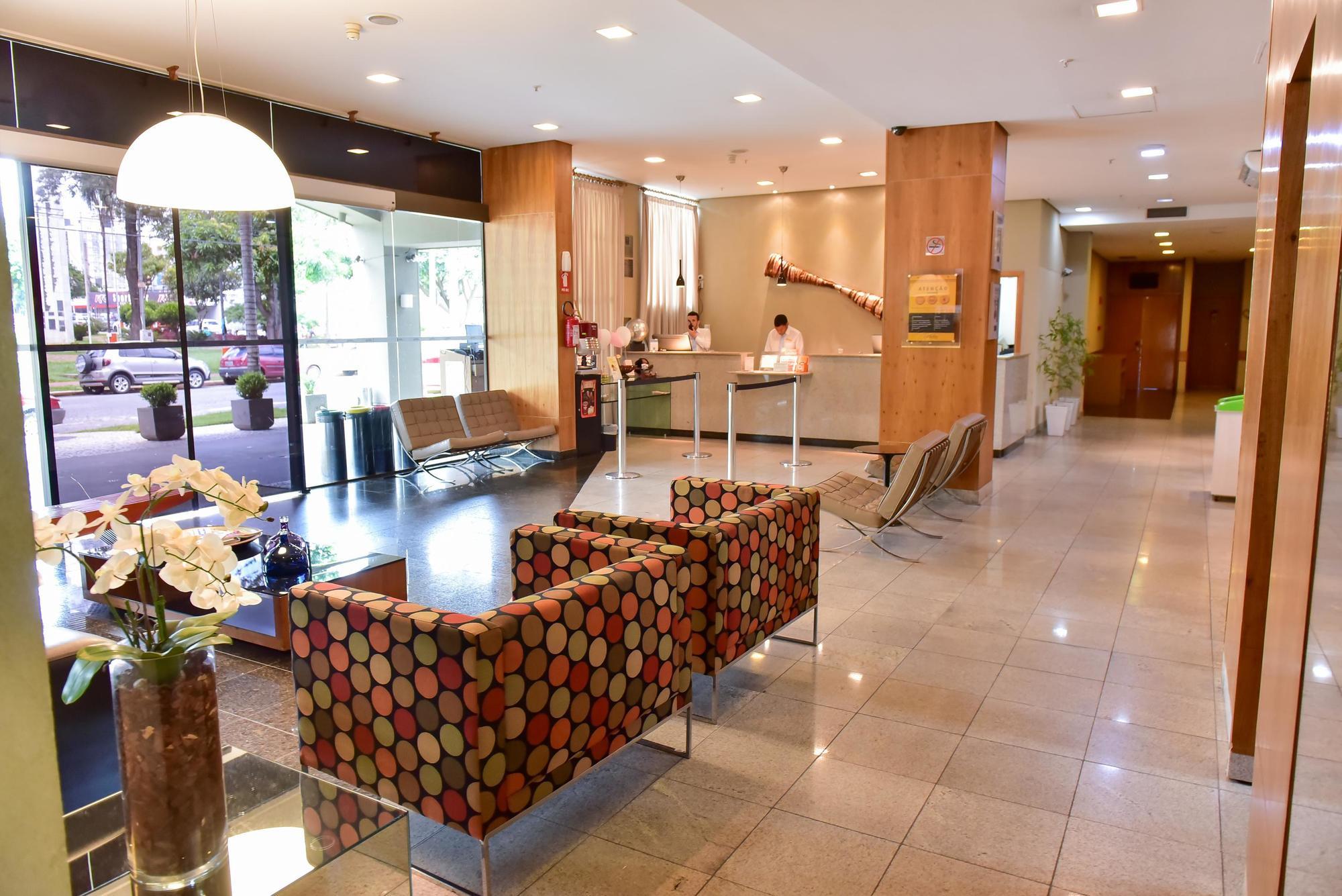 Comfort Hotel Goiânia Extérieur photo